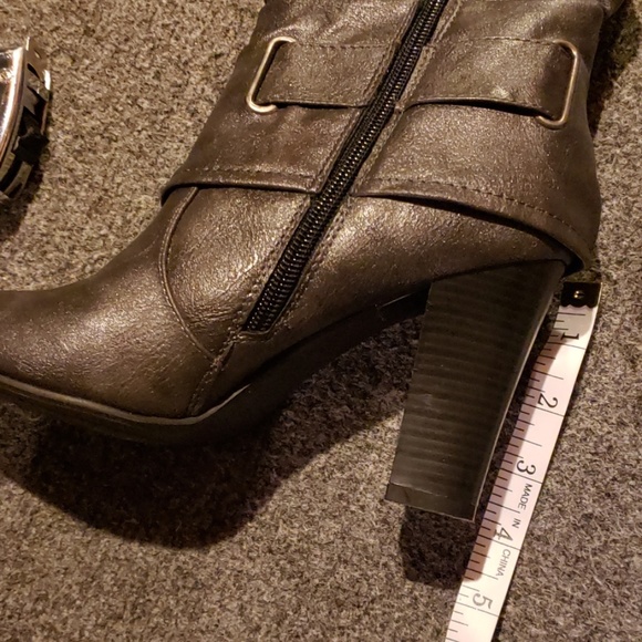 🌼Rialto gray high boots, like new - Picture 7 of 7